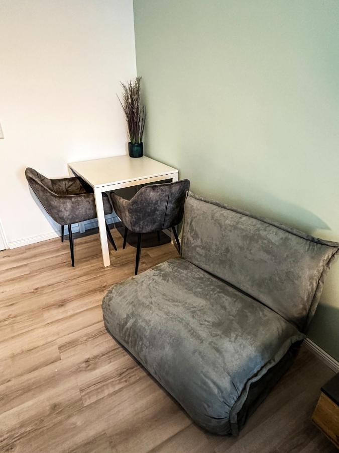 Apartment Fuer 3 Gaeste Mit Kostenlosen Parkplaetzen Und Lift Hannover Eksteriør billede