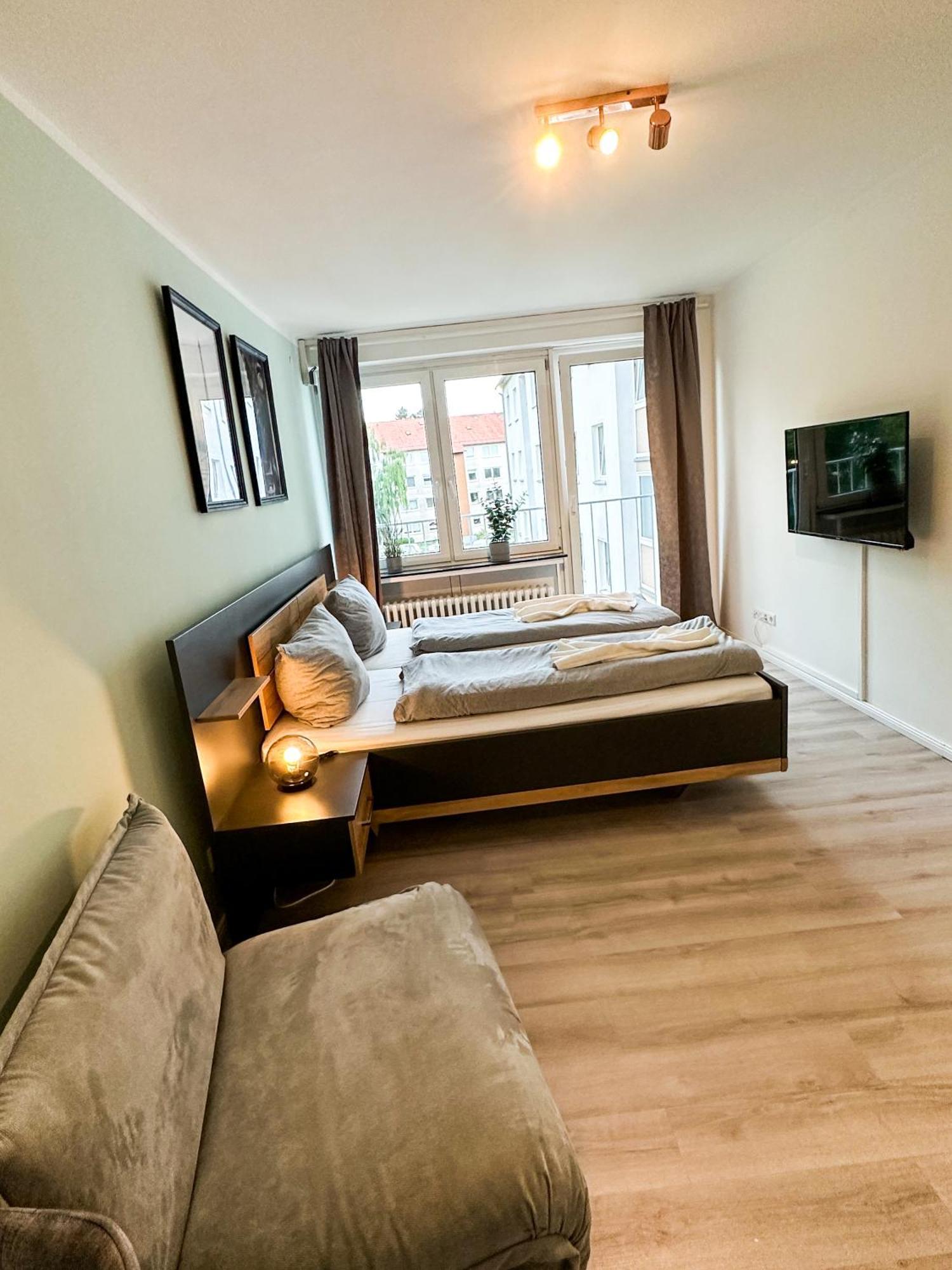 Apartment Fuer 3 Gaeste Mit Kostenlosen Parkplaetzen Und Lift Hannover Eksteriør billede